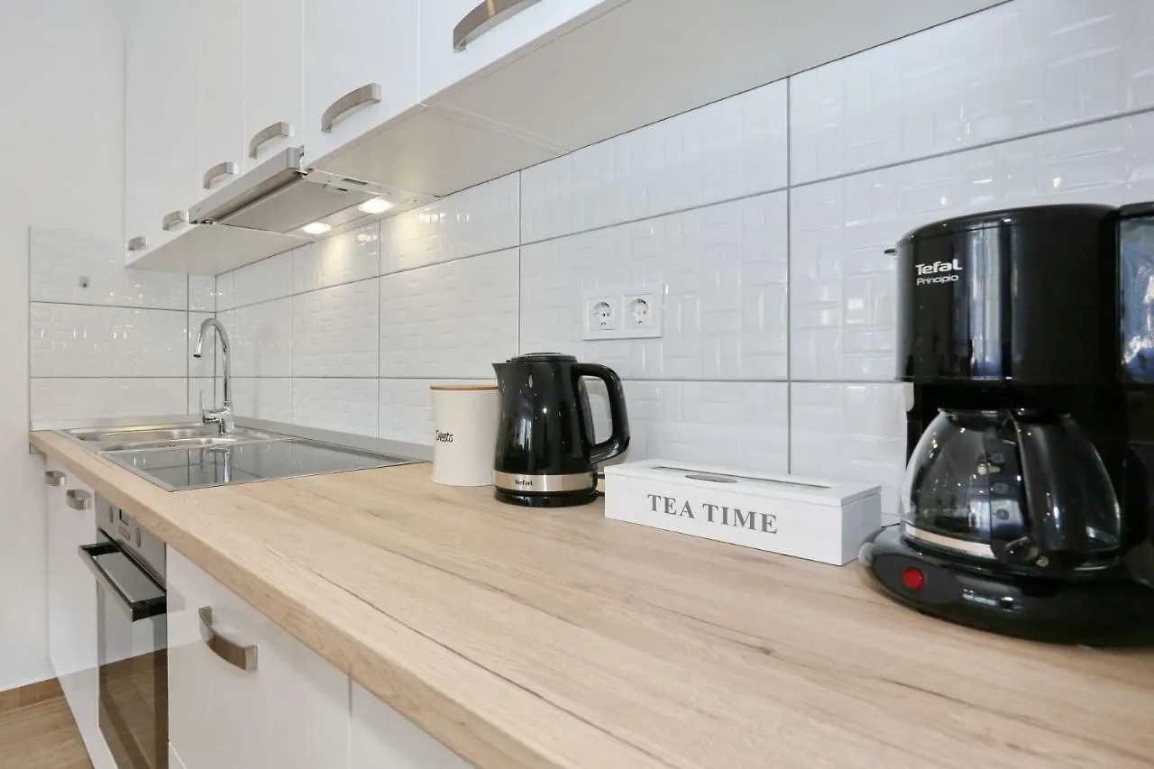 Two New Apartments By The Town Center Zadar Croatia